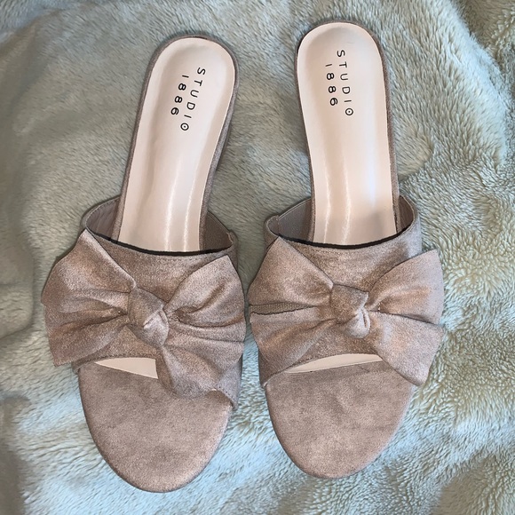 NEW Studio 1886 chunky heel bow sandal almond 9 - Picture 5 of 7